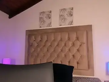 Sara_smithh_  live sex cam