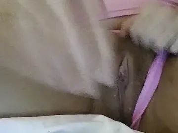 Snatchbabe  live sex cam