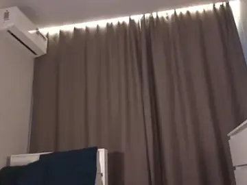 YerHosang  live sex cam