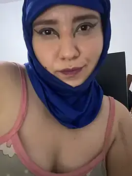Hannahayat  live sex cam