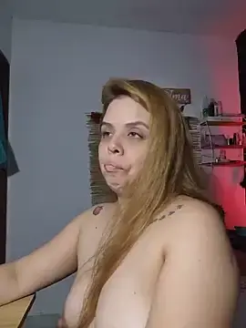 Laila_d  live sex cam