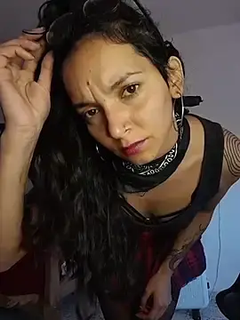 Miss_enigma  live sex cam