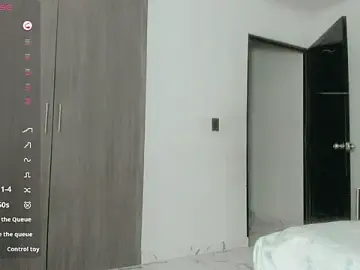 Skinny_milky  live sex cam