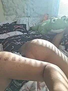 Slippery_when_wet323  live sex cam