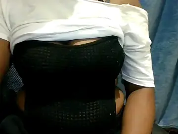 Desir3333  live sex cam