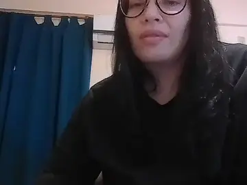 MikaDelyre  live sex cam
