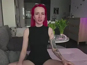 MilaNoire  live sex cam