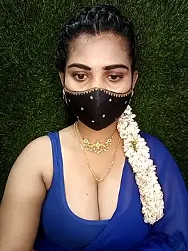 Nithyatamil  live sex cam