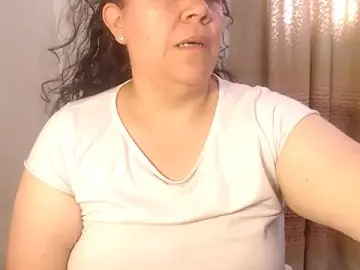 Agathamiller01  live sex cam