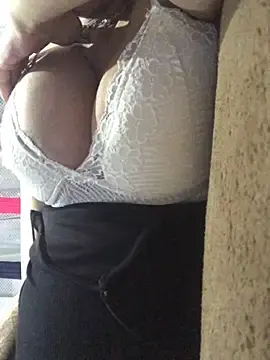 AlevNaz  live sex cam