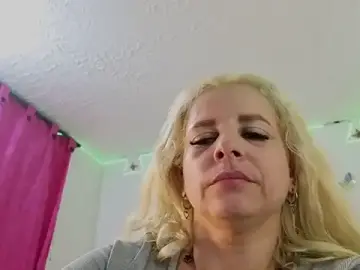 HannaBrave  live sex cam