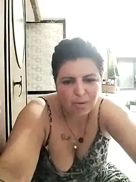 Jann_Riya333  live sex cam