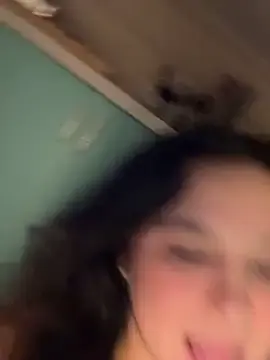 Luisa_Hall  live sex cam