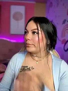 Megaan__More  live sex cam