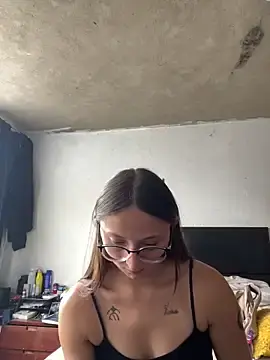 Aria_rousse3  live sex cam