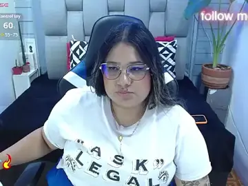 Evelin_zaens  live sex cam