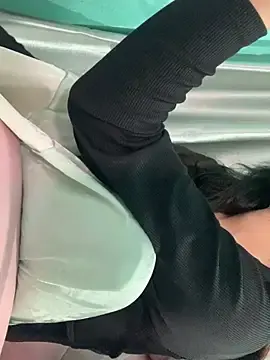 Lyn_ny  live sex cam