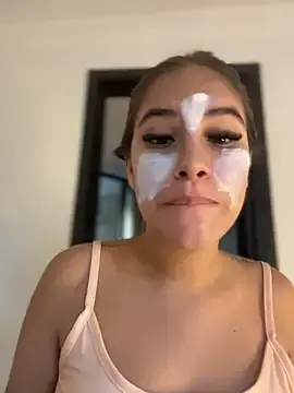 MiluRossee1  live sex cam