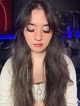 Sophie_LS  live sex cam