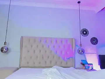 Amanda29  live sex cam