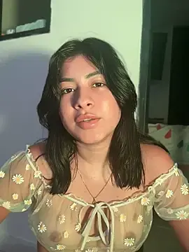 Katty_lovelyy  live sex cam