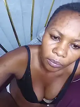 Millicent25  live sex cam