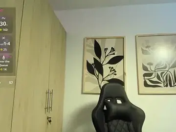 Bloom_Noor  live sex cam