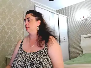 Evelyn_Shy  live sex cam