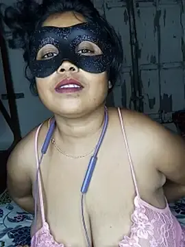 Misti_priya_69  live sex cam
