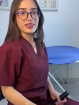 Sweet_Milaa1  live sex cam