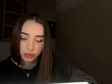 Dianaluves1  live sex cam