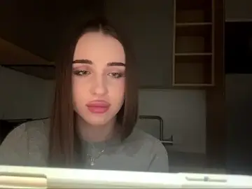 Dianaluves1  live sex cam