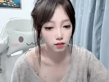 Yuyayayu  live sex cam