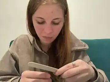 AglowCanola  live sex cam