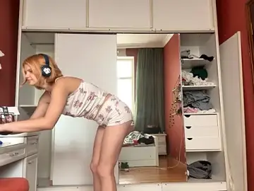 AmySlotnick  live sex cam