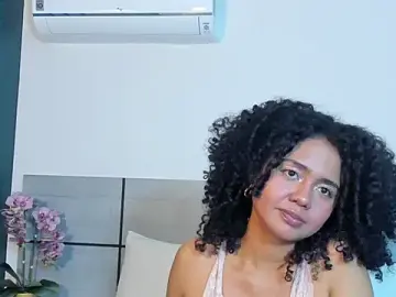 Kiraspell  live sex cam
