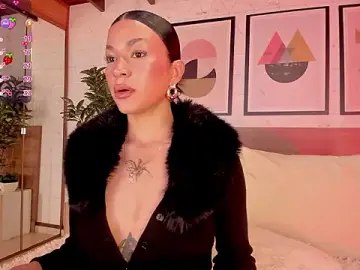 LunaRuso  live sex cam