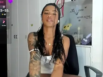 Marce_22  live sex cam