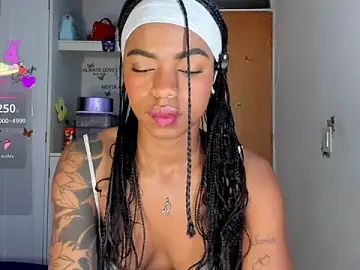 Marce_22  live sex cam