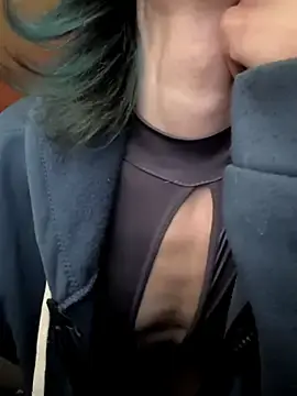 Alenkasexovna  live sex cam