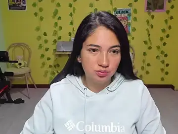 Miiaawallace  live sex cam
