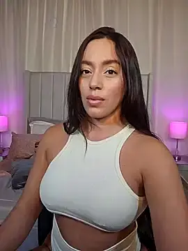 AriadnaTaylor  live sex cam