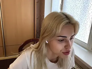 Evva_mayy  live sex cam