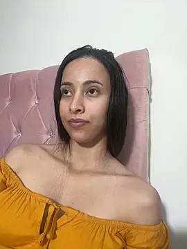 Katrinaclarks  live sex cam