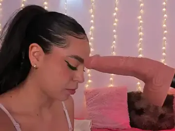 MessyDEEPTHROAT  live sex cam