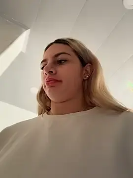 AtheneaRossi  live sex cam