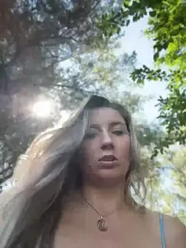Crazy-Rosa  live sex cam