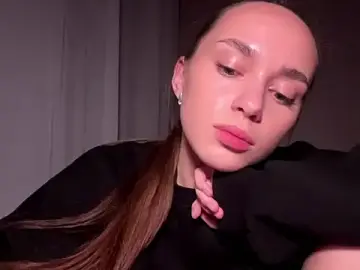 LulaMays  live sex cam