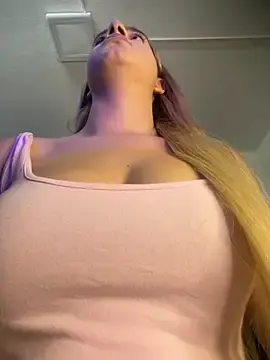 Barbievictoria  live sex cam