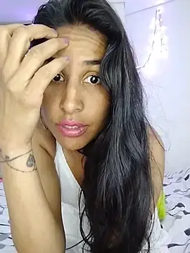 Daringandunique  live sex cam